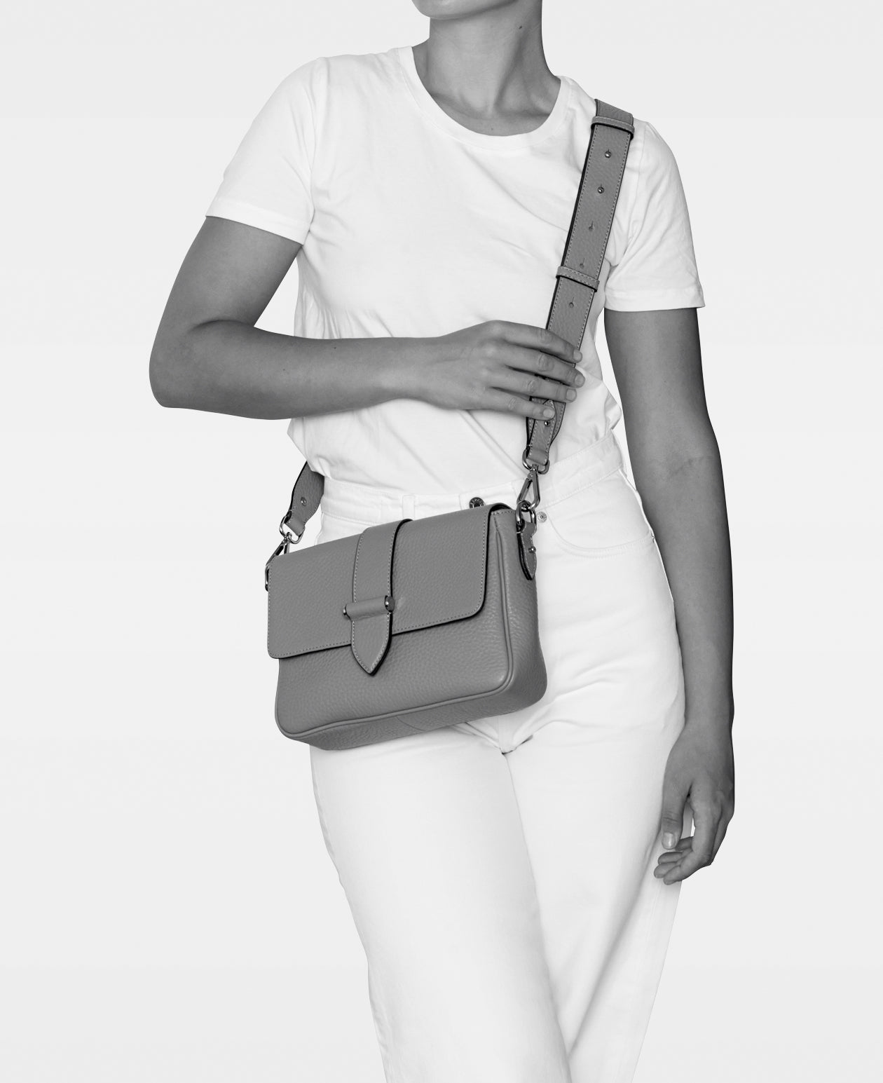 DECADENT COPENHAGEN NICKY crossbody bag Crossbody Bags Apricot Orange