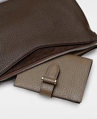 DECADENT COPENHAGEN CLAIRE big crossbody bag Crossbody Bags Mocha