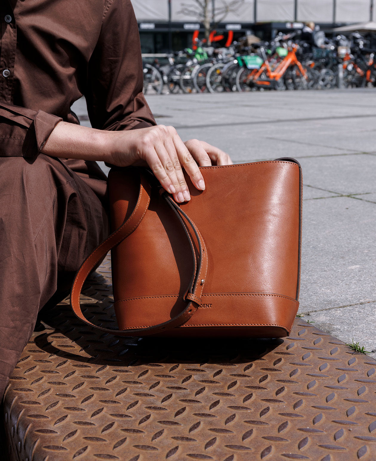 bucket purse leather