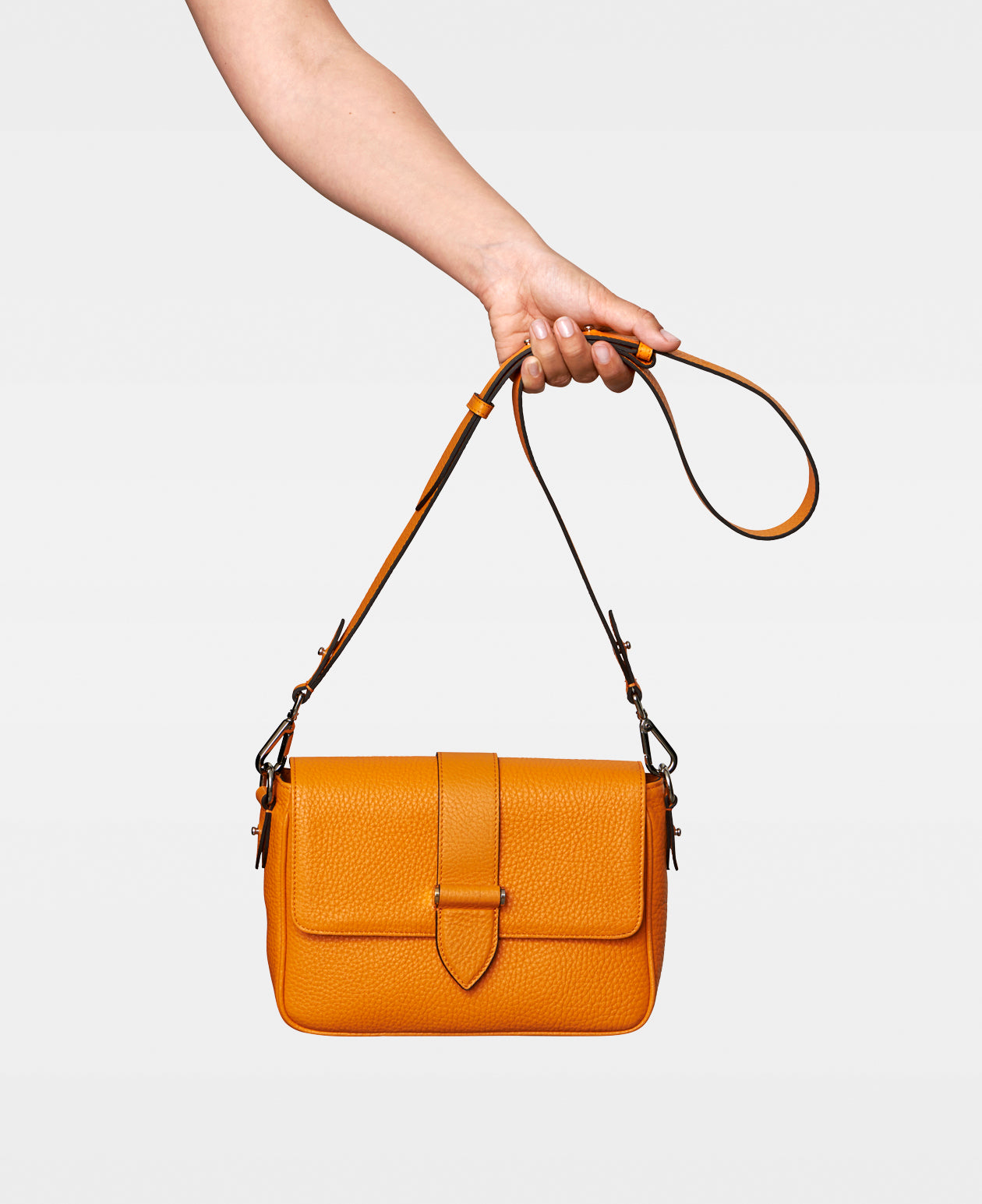 DECADENT COPENHAGEN NICKY crossbody bag Crossbody Bags Apricot Orange