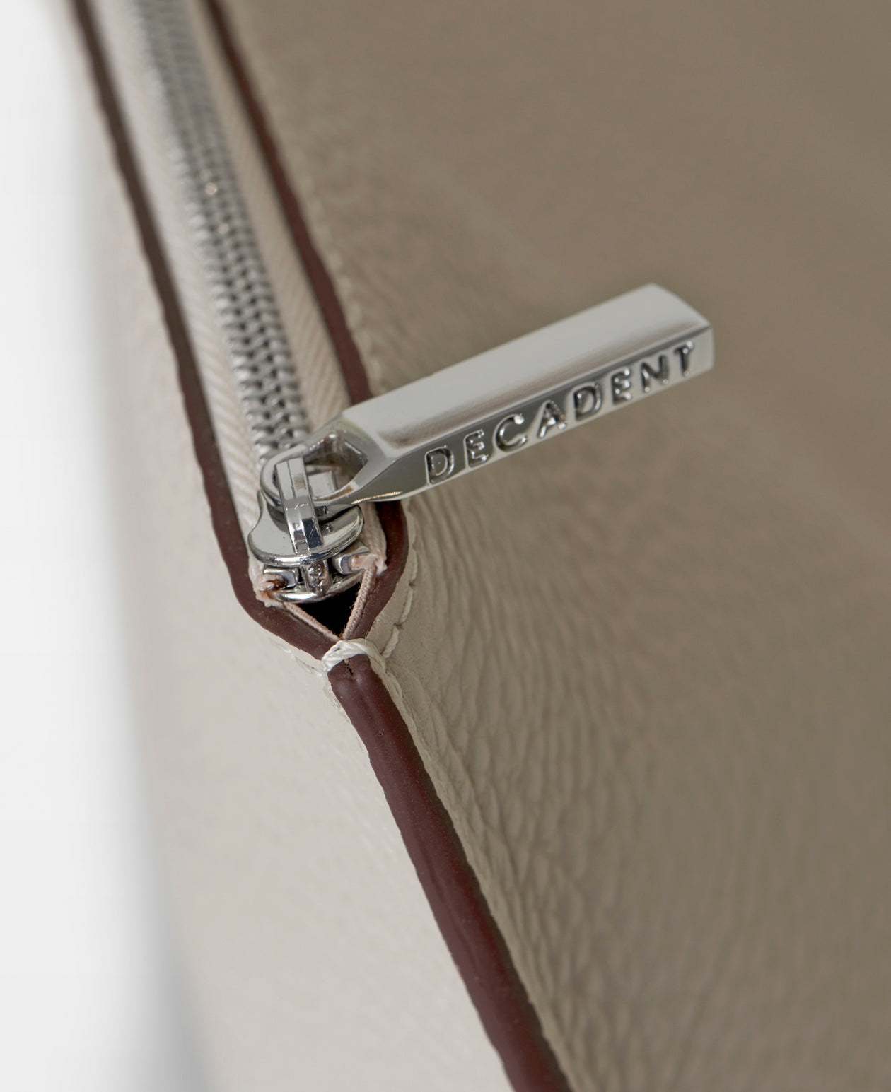 DECADENT COPENHAGEN TRUDY medium makeup bag Makeup Bags Oat