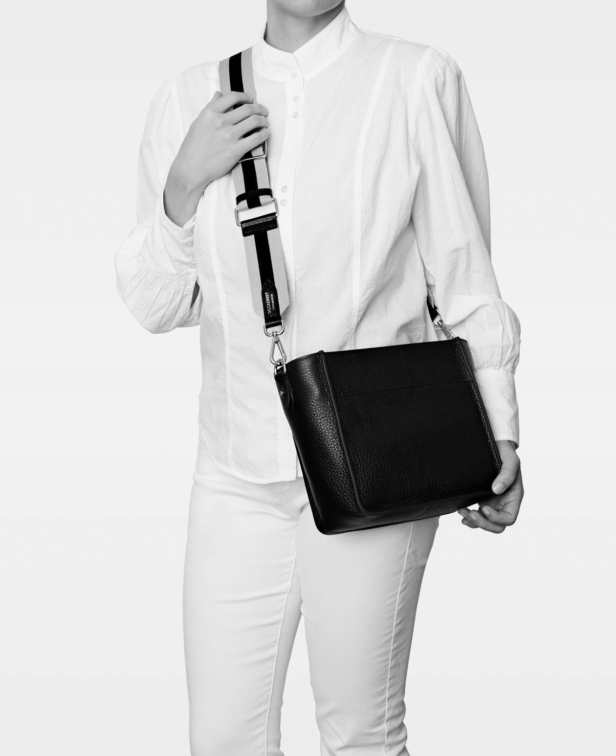 DECADENT COPENHAGEN VIVIAN small bucket bag Shoulder Bags Croco Black